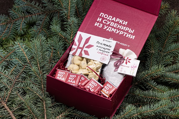 Новогодний фирменный набор Тебе с любовью 2.jpg Новогодний фирменный набор Тебе с любовью 2.jpg