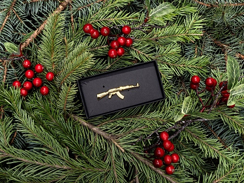 Значок "Автомат АК-47"