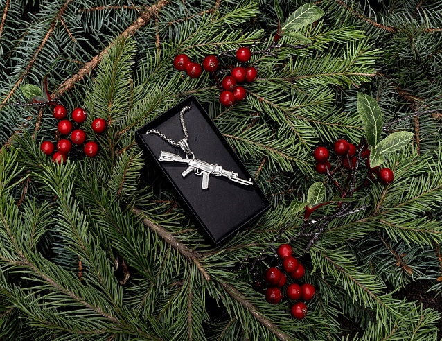 Украшение-подвеска "АК-47". Фото № 9